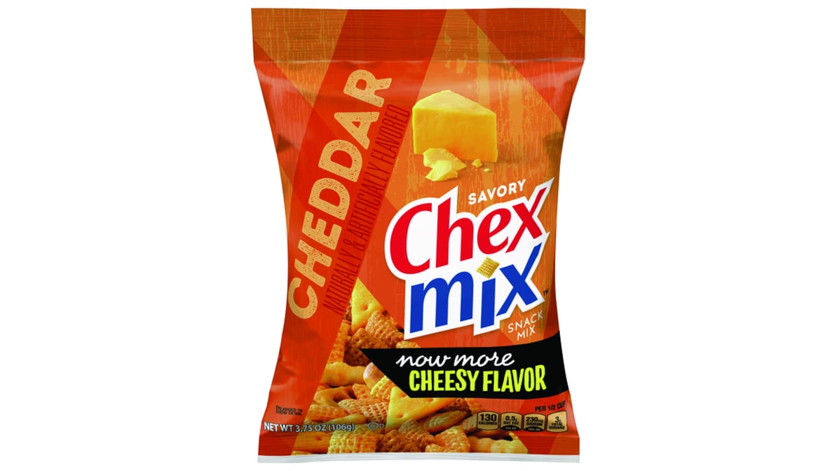 Chex Mix Cheddar Snack Mix (3.75 oz)